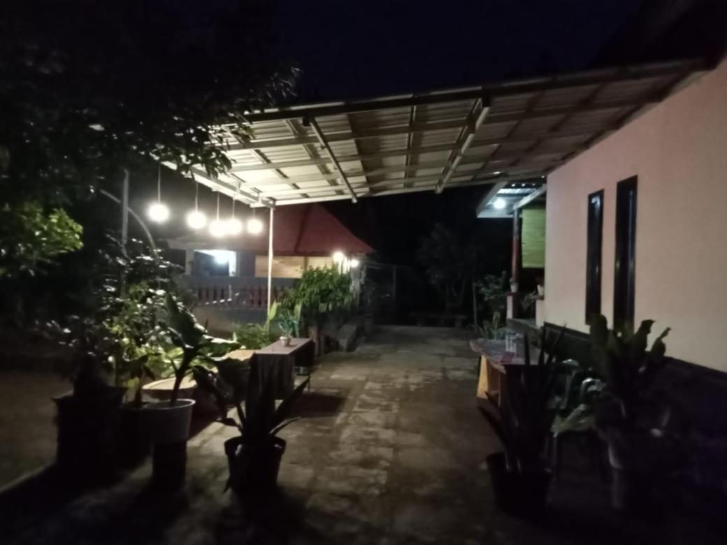 Homestay De76A Geroeng Exterior photo